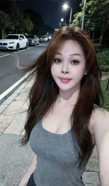 Happy girl Escorts Fresno