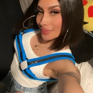 100LBS of FuN ~ Petite Playmate ~ READY to be Your NEW FAVORITE!!