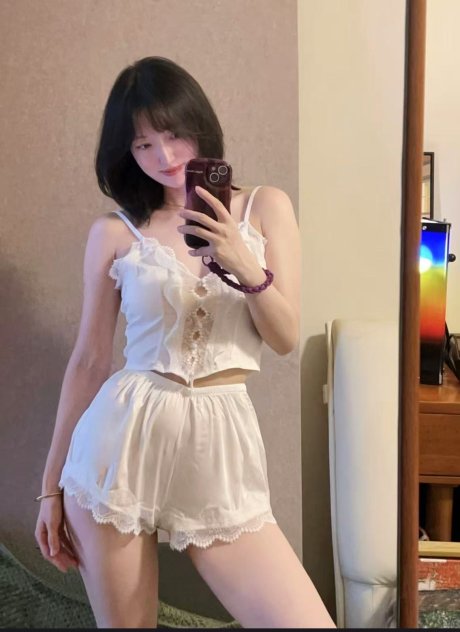 Best VIP service & 100% young!  