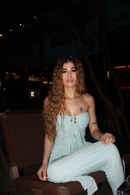 Mi Escorts Chicago