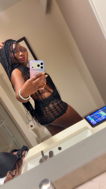 Skkyy raee Escorts Irvine