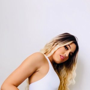 Hi new girl I’m town