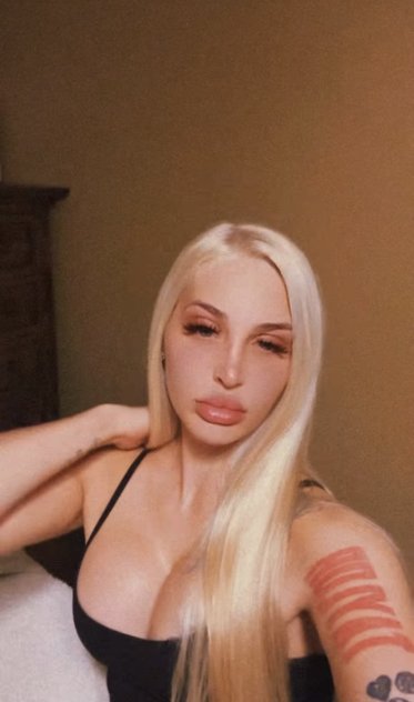 Elizabeth 💦💆‍♂️  