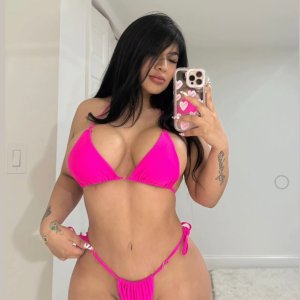 🍾Indulge in Pure Luxe with Alejandra – Palm Beach’s Colombian Jewel ✨