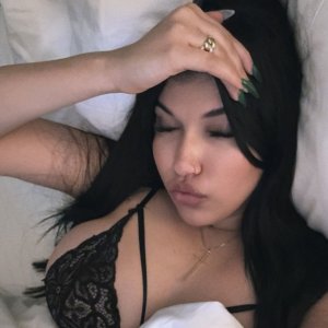 Nagie Escorts Charleston