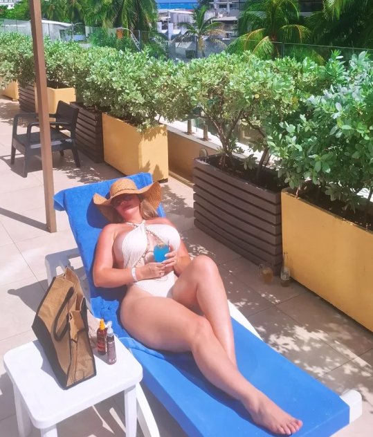 Latina  