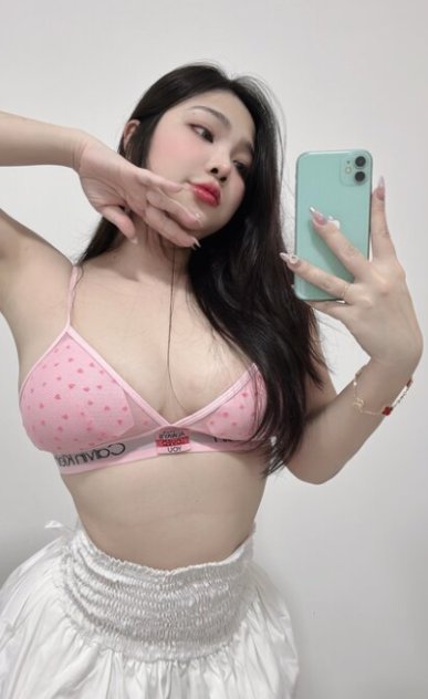 Come taste my wet kitty baby Escorts Wichita