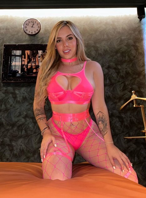 Angelica Escorts Manhattan