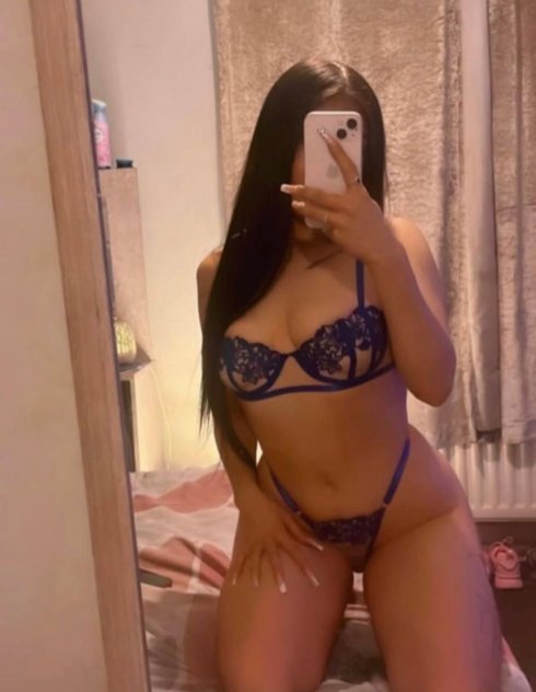 Latinas Hot  