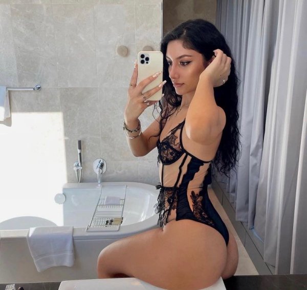 Claudia Escorts San Diego