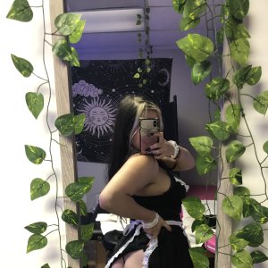 Youngest busty Goth girl/ Dommy mommy