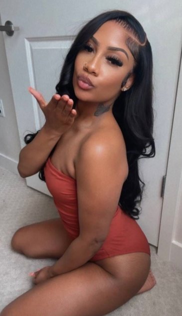 Briona  Escorts Charlotte