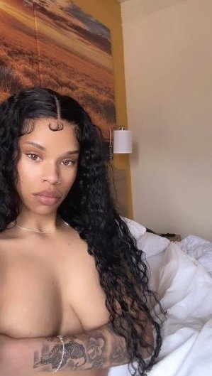 Seductive & Impossible to Ignore 💋💫 ❤😋 24/7 