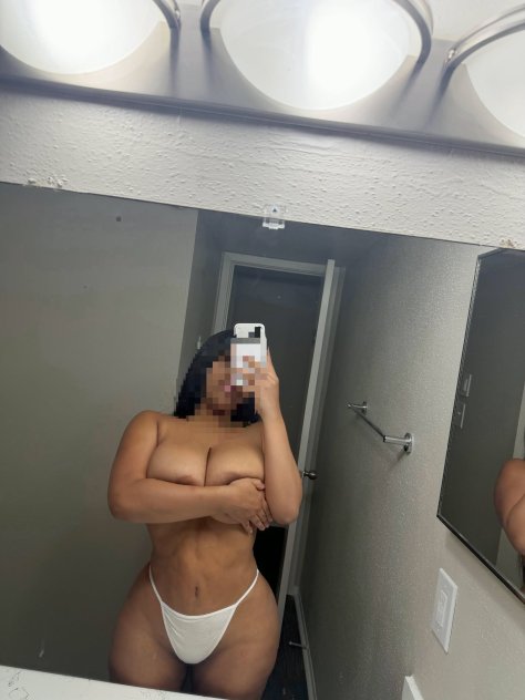 Debby🔥🤭 available today 🍑 Body Rubs Houston