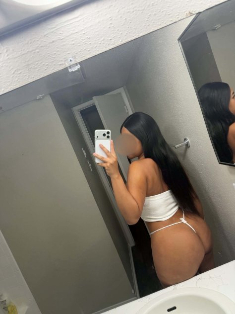 Debby🔥🤭 available today 🍑 Body Rubs Houston