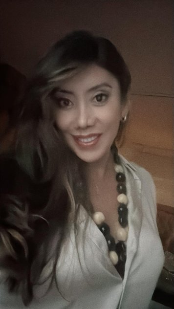 Cariñosa esperando por ti