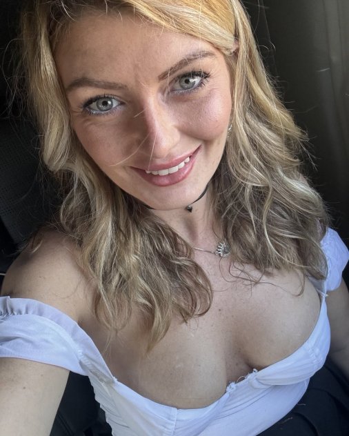 Mistress 🍑 💦 Escorts Norfolk