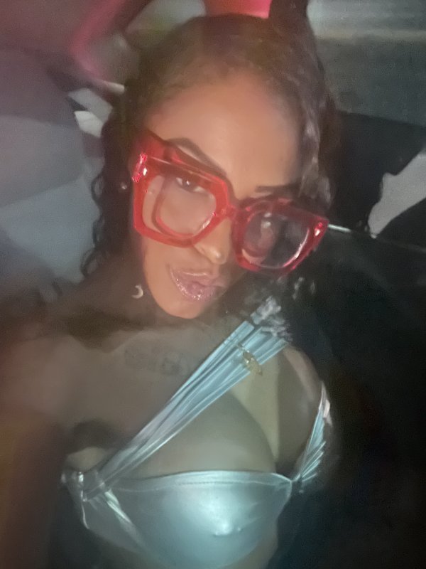 Zasha Milan  