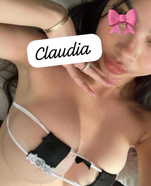 PEOPLE PLEASER 👌FUN & OUTGOING PERSONALITY Available now