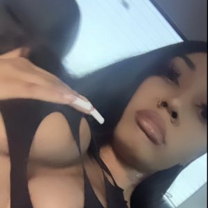 ✨ Petite Puerto Rican Doll ✨