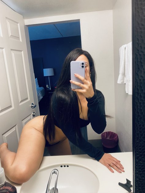 Rossy. Escorts Miami