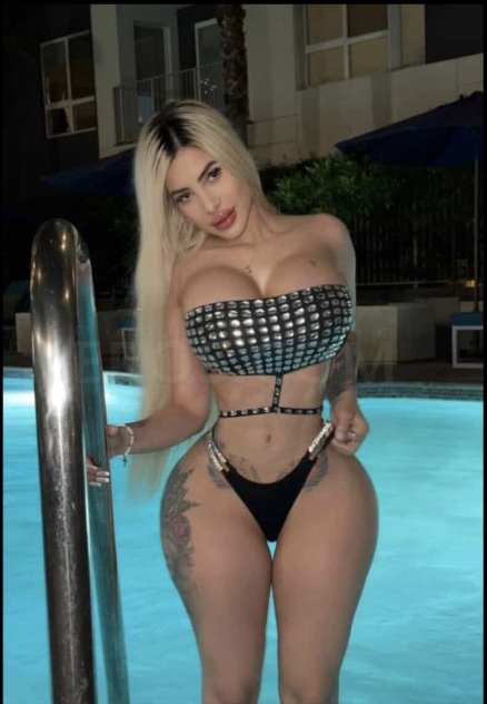 Melek Escorts Los Angeles