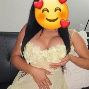 Hi I'm available, love