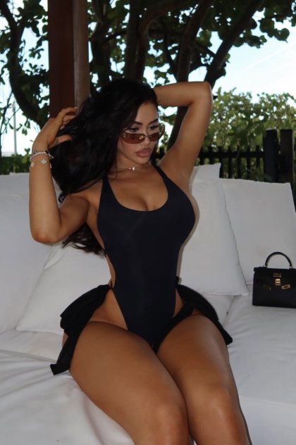 Leti Escorts Los Angeles