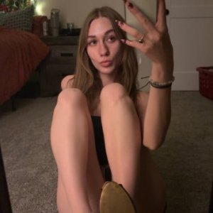 Sweet Spicy babygirl available for both incall and outcall !
