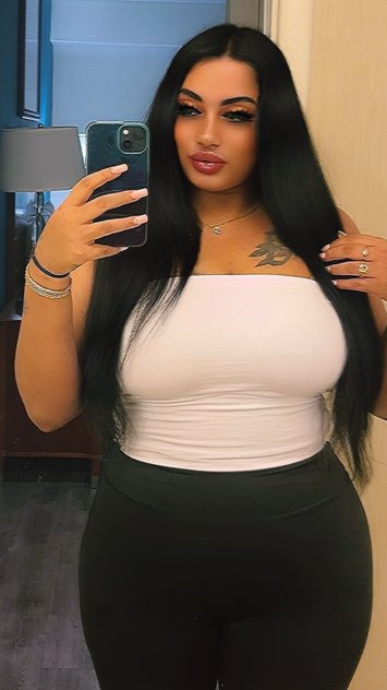 Ayashna, Innocently Naughty💋  