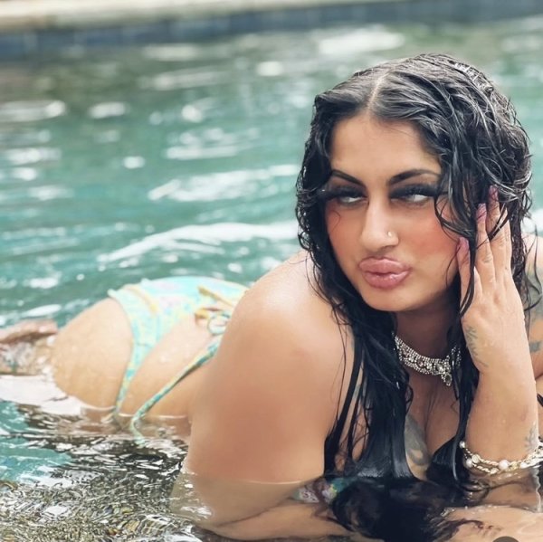 Ayashna PateI-Innocently Bad💋  