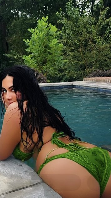 Ayashna, Innocently Naughty💋  