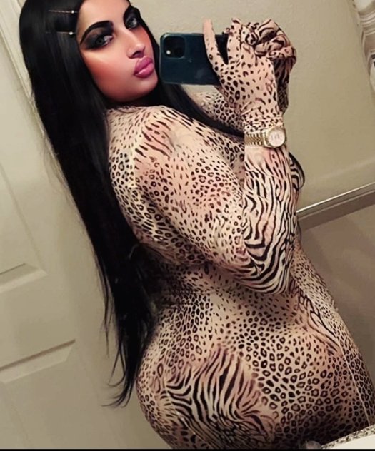 Ayashna, Innocently Naughty💋  