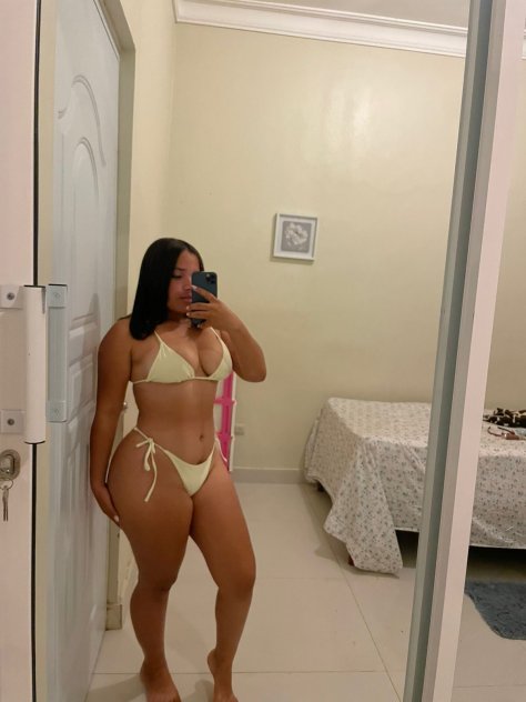 Paola Escorts Los Angeles