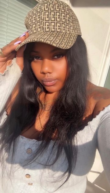 Girl NextDoor🏘️Kinky and FF👅🦶🏽🍼🚬⛓️Safe w/me Always-Pinky Swear🫶