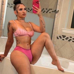 Hey handsome I’m ANNABEL 👅💋 HMU AND LET HAVE FUN 🤩.🍒🍑