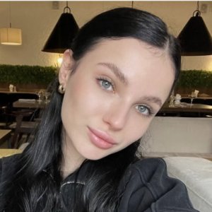 _______A.L.I.C.E_____Moldovian queeN_____