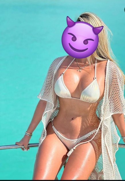 Amanda caliente Escorts Herndon