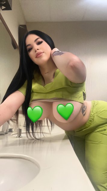 🍭Pamper yourself with this delicious 🍭treatment and escape 