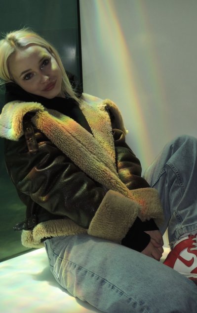 Ashley blond doll young 