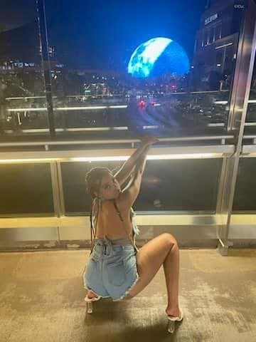 You found me you’re favorite tatted light 