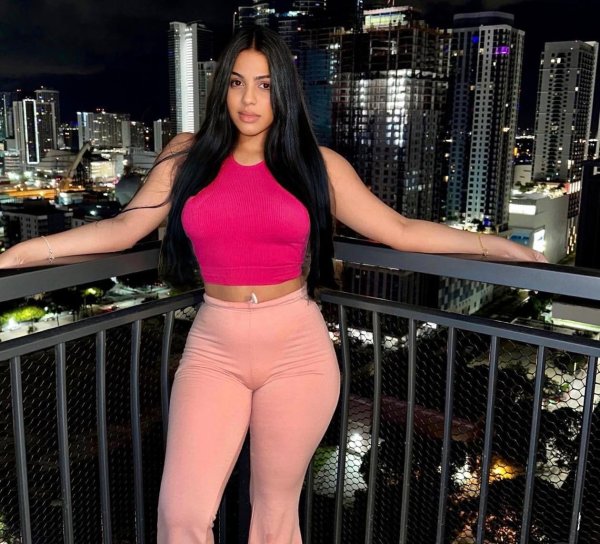 Mari  Escorts Miami