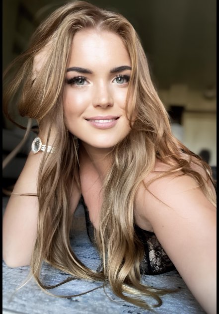 Veronica Escorts Cleveland