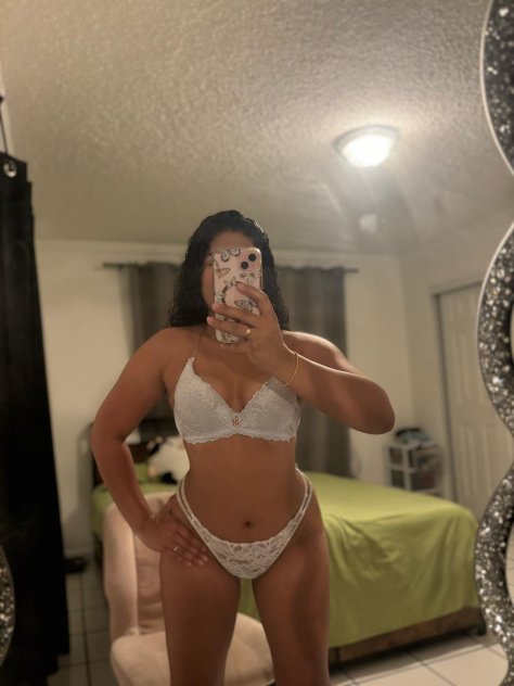 Llamada de salida de Camila Escorts Miami