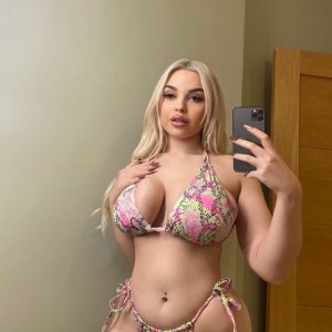 😍I’m available💜 for fun🥵❤️‍🔥 both incall and outcall service 💜