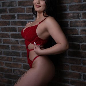 NEW🆕️Sexy Hungarian Bombshell Escorts Brooklyn
