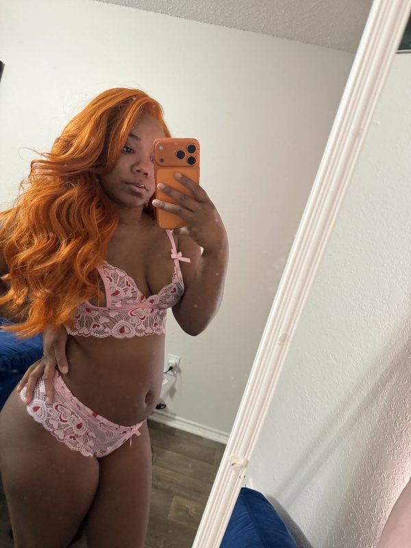 Come get a taste of this 🍯 🐝 