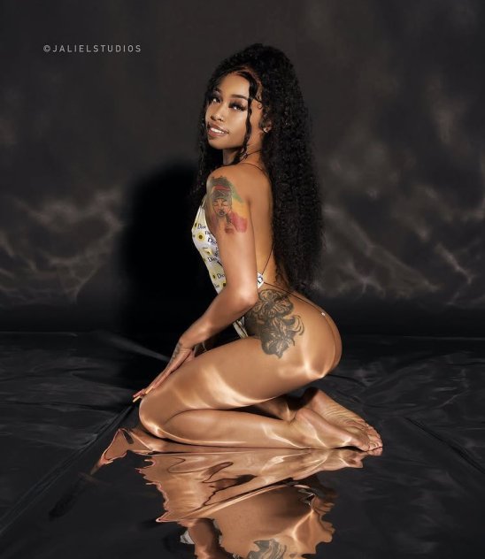 Lets Cum Together 💦 Spanish Beauty 💎 Slim Waist, Thick Curves |