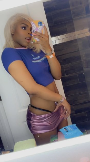 The Beautiful & Sexy Vixen 💋