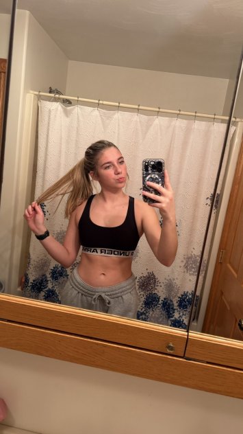 Kayla Escorts Chicago